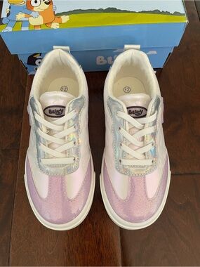 Bluey Kids' Iridescent Pink Lace-Up Sneakers